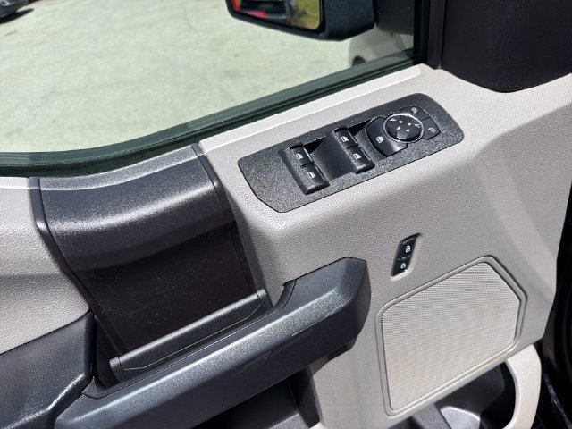 Used 2018 Ford F150 XL w/ Equipment Group 101A Mid AWD/4WD image 13