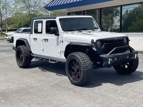 Used 2020 Jeep Gladiator Rubicon AWD/4WD image 25