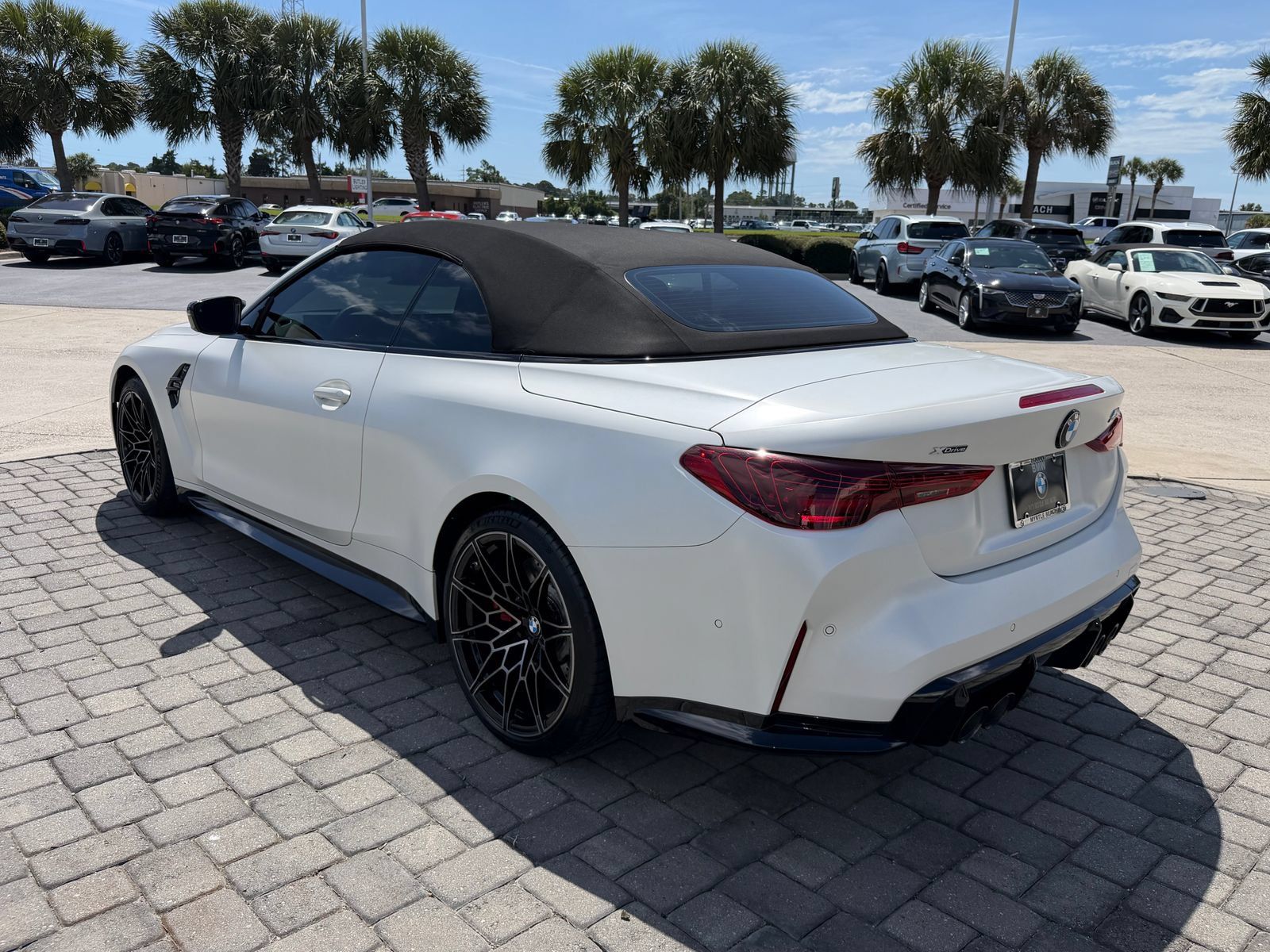 Used 2025 BMW M4 xDrive Competition AWD/4WD image 11