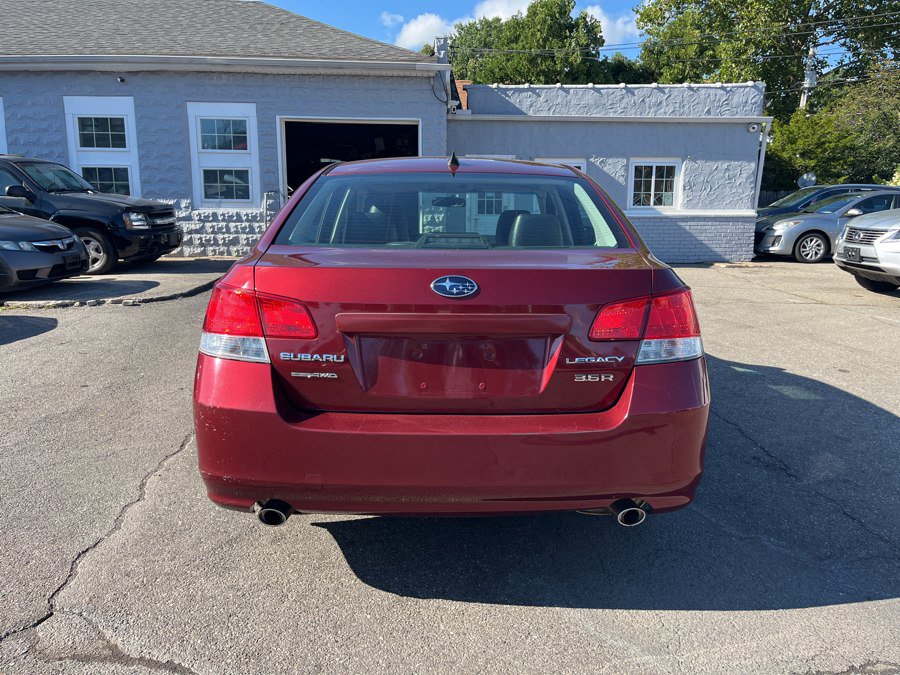 Used 2011 Subaru Legacy 3.6R Limited AWD/4WD image 6