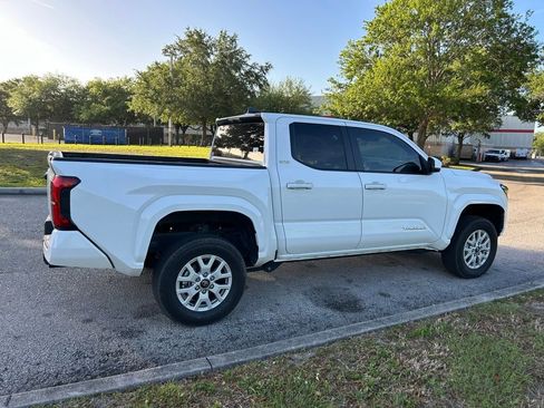 Used 2024 Toyota Tacoma SR5 RWD image 5