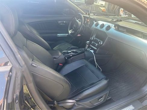 Used 2015 Ford Mustang Premium RWD image 6