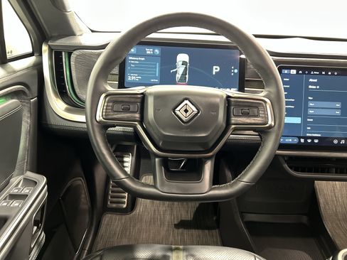 Used 2024 Rivian R1S Adventure AWD/4WD image 27