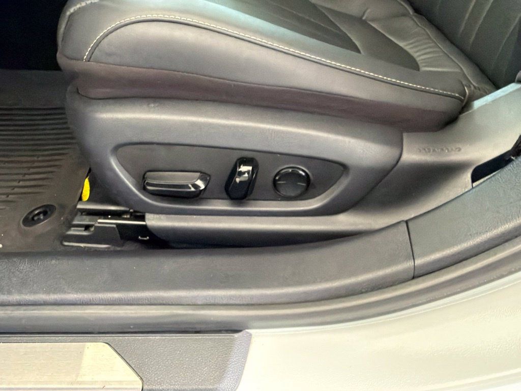 Used 2024 Lexus ES 350 F Sport w/ Accessory Package (Z2) FWD image 45
