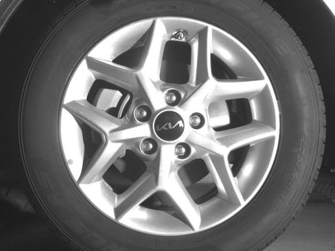 Used 2025 Kia Soul LX w/ LX Technology Package image 12