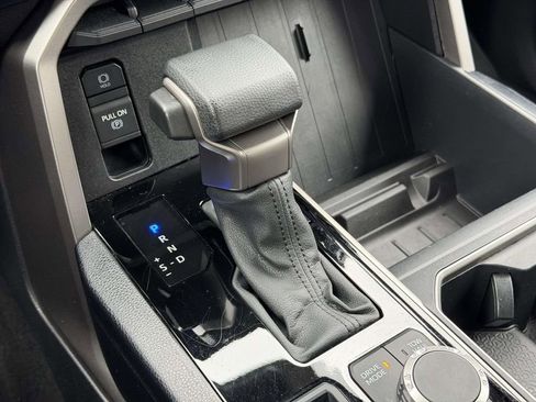 Used 2024 Toyota Tundra SR5 image 6