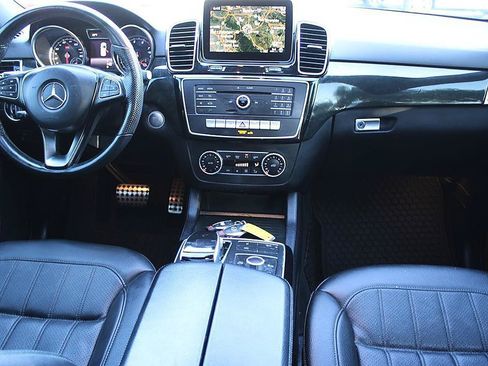 Used 2019 Mercedes-Benz GLE 400 4MATIC image 22