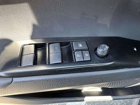 Used 2025 Toyota Camry LE w/ Convenience Package FWD image 21