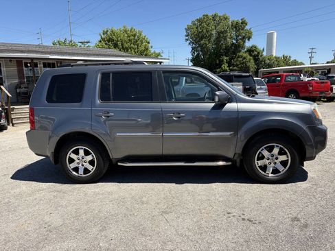 Used 2011 Honda Pilot Touring image 2