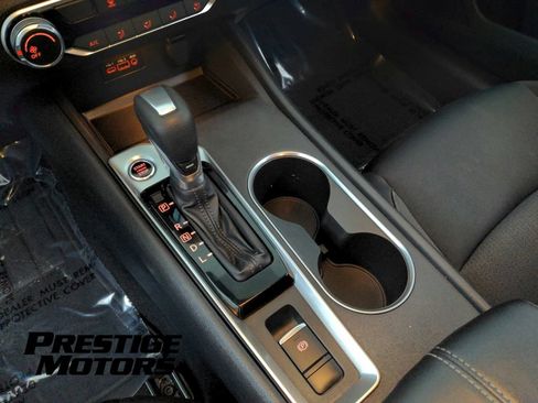 Used 2022 Nissan Altima 2.5 SV AWD/4WD image 21