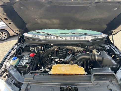 Used 2018 Ford F150 XLT w/ Equipment Group 302A Luxury AWD/4WD image 43