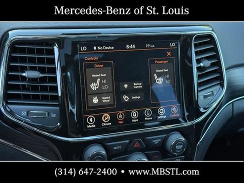 Used 2021 Jeep Grand Cherokee Limited w/ Sun & Sound Group AWD/4WD image 24