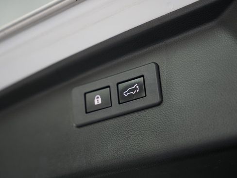 Used 2020 Subaru Outback Limited XT image 40