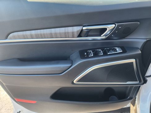 Used 2024 Kia Telluride SX image 22