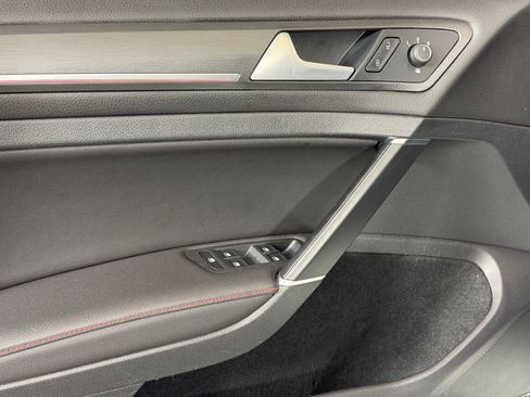 Used 2021 Volkswagen GTI Autobahn image 13