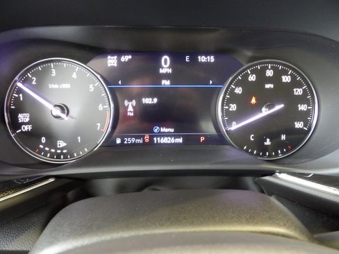 Used 2021 Buick Envision Essence w/ Sport Touring Package AWD/4WD image 9