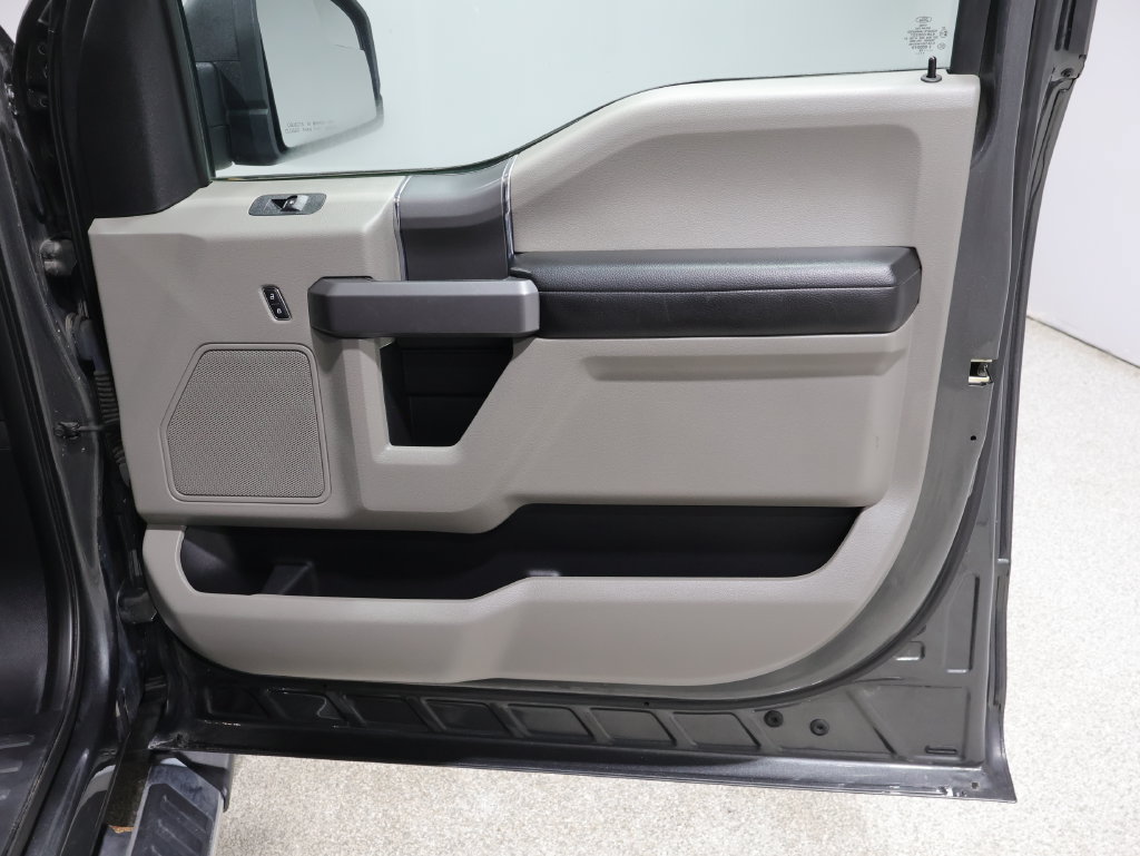 Used 2019 Ford F150 XLT w/ Equipment Group 302A Luxury AWD/4WD image 22