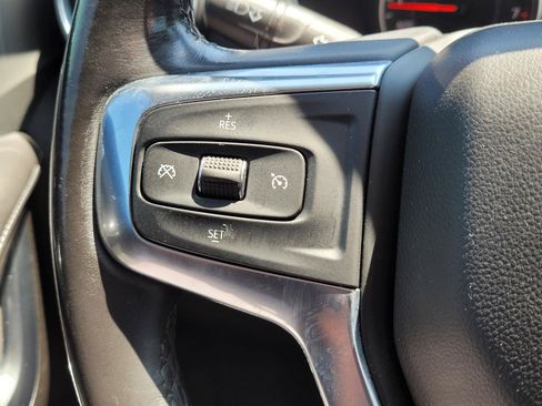 Used 2020 Chevrolet Blazer LT FWD image 9