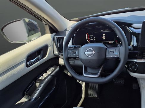 New 2026 Nissan Pathfinder SL AWD/4WD image 17