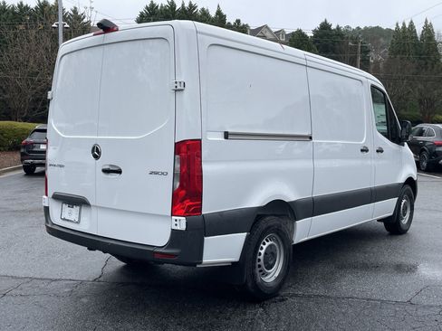 New 2025 Mercedes-Benz Sprinter 2500 image 9