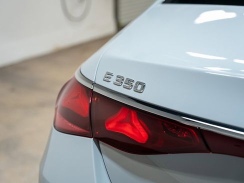 Used 2024 Mercedes-Benz E 350 4MATIC Sedan w/ Driver Assistance Package image 16