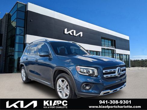 Used 2020 Mercedes-Benz GLB 250 4MATIC image 1
