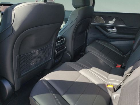 New 2026 Mercedes-Benz GLS 450 4MATIC image 17