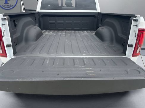 Used 2025 RAM 3500 Laramie AWD/4WD image 29