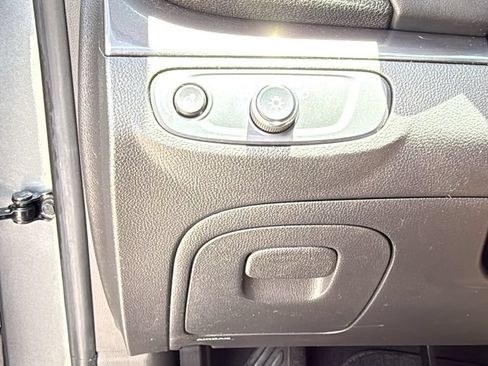 Used 2019 Buick Encore Preferred w/ Safety Package FWD image 37