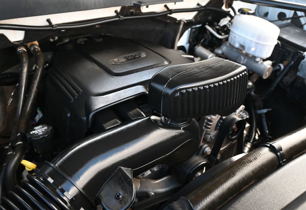 Used 2019 Chevrolet Silverado 3500 W/T AWD/4WD image 17