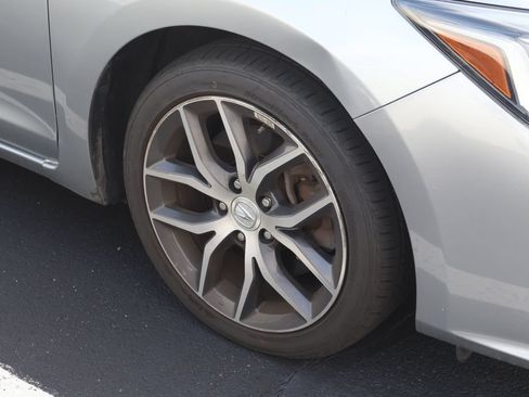 Used 2019 Acura ILX FWD image 5