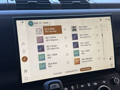 New 2026 Land Rover Defender 110 S AWD/4WD image 21