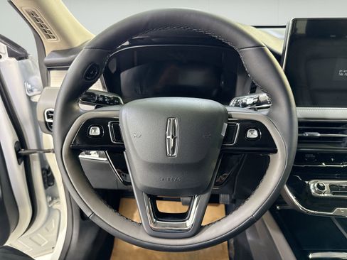 New 2026 Lincoln Corsair Premiere AWD/4WD image 13