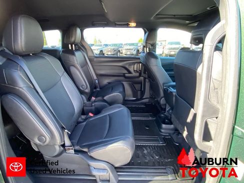 Certified 2025 Toyota Sienna XLE Woodland Edition AWD/4WD image 20