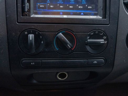 Used 2008 Ford F150 STX image 16