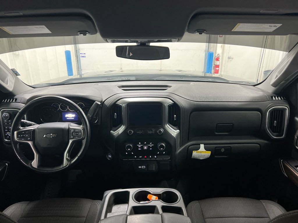 Used 2022 Chevrolet Silverado 1500 RST w/ Z71 Off-Road Package AWD/4WD image 10