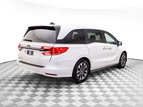 Certified 2024 Honda Odyssey EX-L image 5