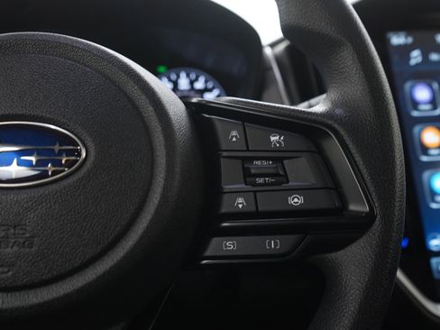 Used 2024 Subaru Crosstrek 2.0i Premium AWD/4WD image 24