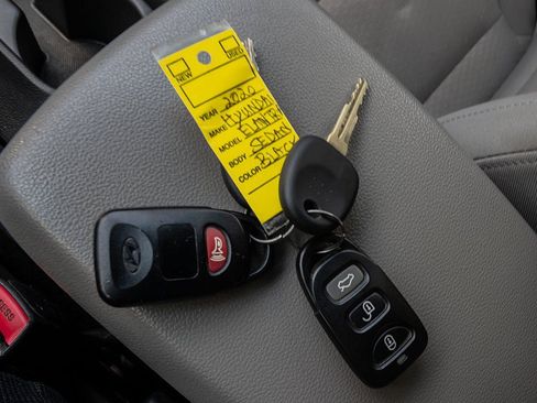 Used 2020 Hyundai Elantra SEL FWD image 32