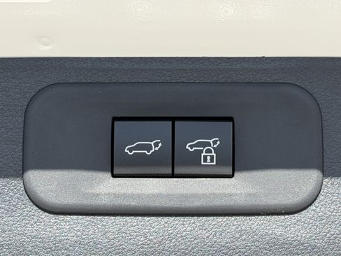 New 2026 Lexus TX 500h AWD image 13