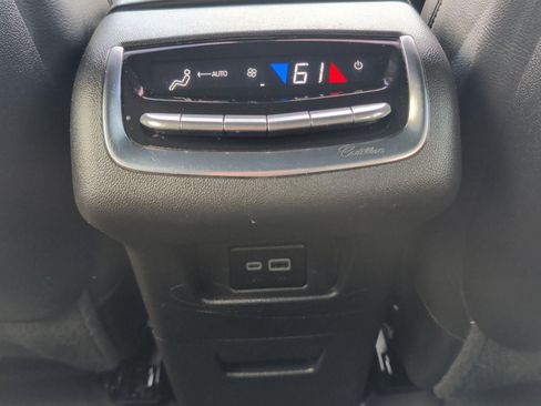 Used 2023 Cadillac XT6 Luxury w/ LPO, Floor Liner Package image 26