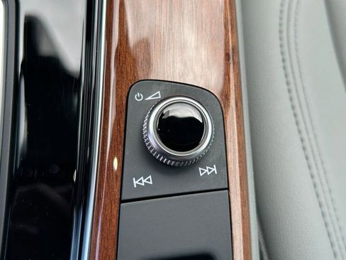 Used 2023 Audi A4 2.0T Premium Plus w/ Premium Plus Package AWD/4WD image 42