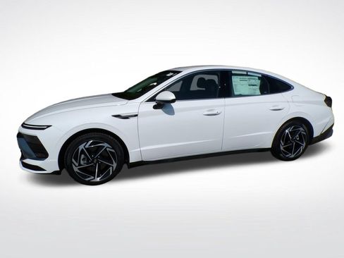 Certified 2026 Hyundai Sonata SEL FWD image 3