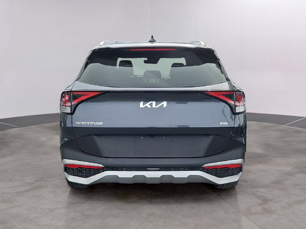 Certified 2023 Kia Sportage EX AWD/4WD image 5