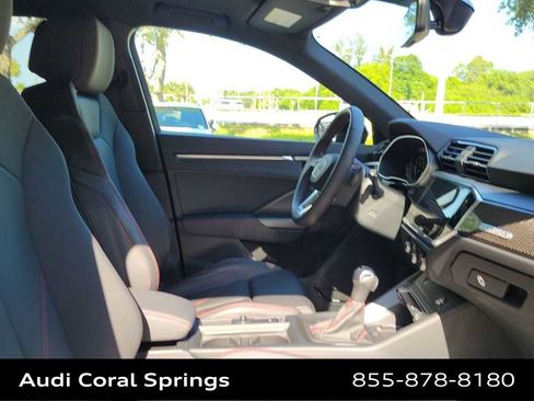 Certified 2025 Audi Q3 2.0T Premium Plus w/ Premium Plus Package AWD/4WD image 22