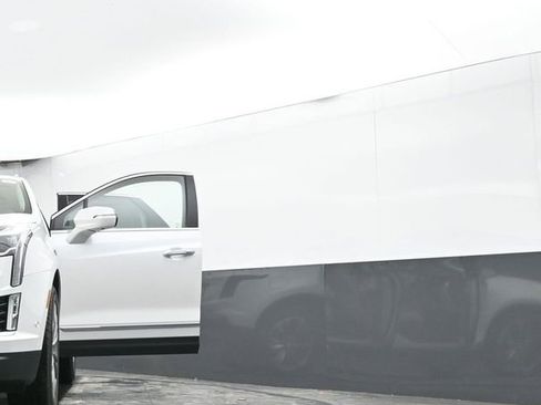 New 2026 Cadillac XT5 Premium Luxury w/ Driver Assist Package image 69