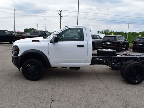 New 2025 RAM 4500 Tradesman image 4