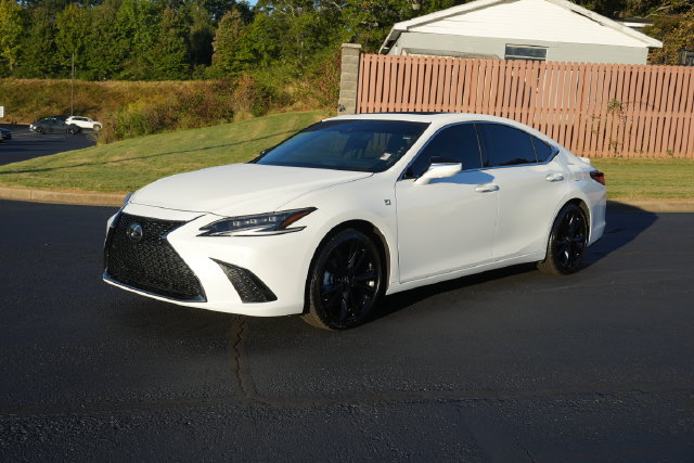 Used 2024 Lexus ES 350 F Sport w/ Accessory Package (Z2) FWD image 3