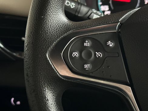 Certified 2022 Chevrolet Traverse LS image 31