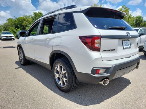 Used 2023 Honda Passport TrailSport image 4